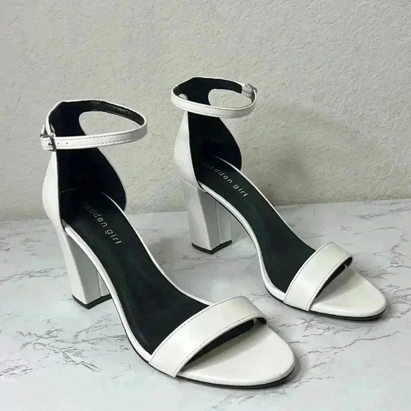 MADDEN GIRL Beella Womens Dress Sandals Size 10M - Picture 3 of 11